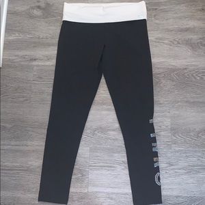 Sequins gray and white leggings